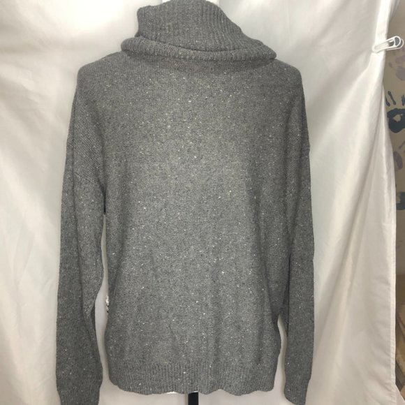 Holiday sweater size M  New with tag. grey & white& black - Picture 4 of 10